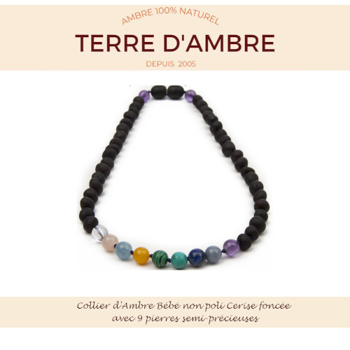 Collier d'Ambre bébé non poli cerise foncée avec 9 pierres semi-précieuses