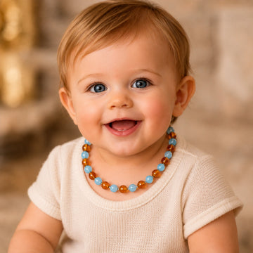 Collier d'ambre bébé baroque Aquamarine - cognac